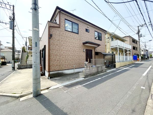 南長崎3丁目借地権付戸建 前面道路含む外観