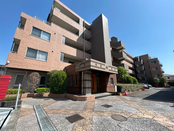ファミール国領モアメーム 外観