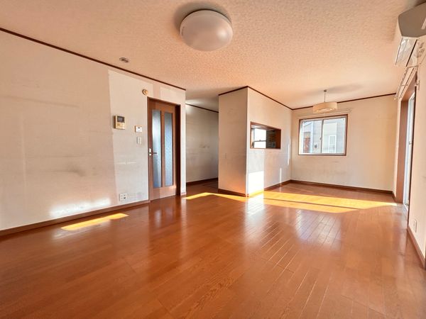柏市若柴 戸建 リビング