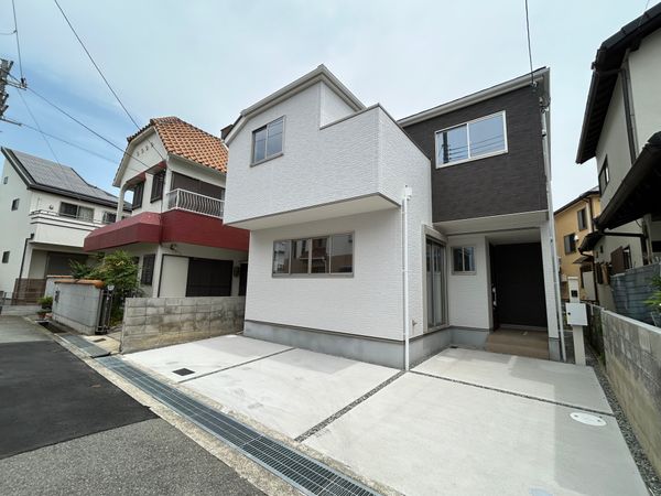 宝塚市末成町【新築戸建】 外観