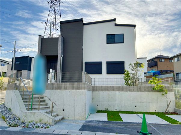 奈良市北登美ヶ丘6丁目 外観