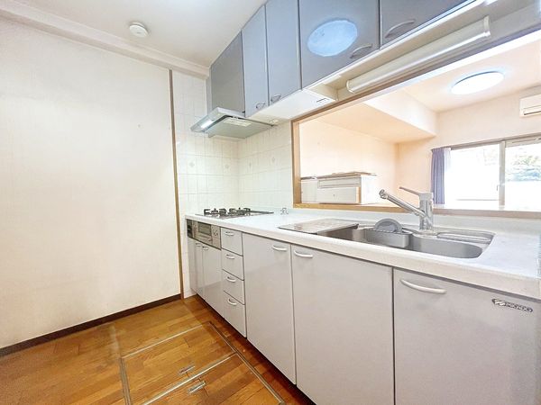 ランフォルセ寝屋川ウイングタワー1番館 キッチン