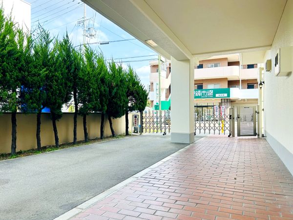 ハイプラザ長岡 エントランス ハイプラザ長岡 エントランス