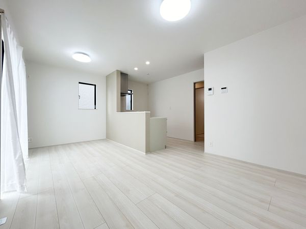八尾市東山本町2丁目 新築一戸建 リビング 八尾市東山本町2丁目 新築一戸建 リビング