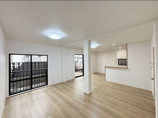 宇治市小倉町西浦 中古一戸建 リビング 宇治市小倉町西浦 中古一戸建 リビング