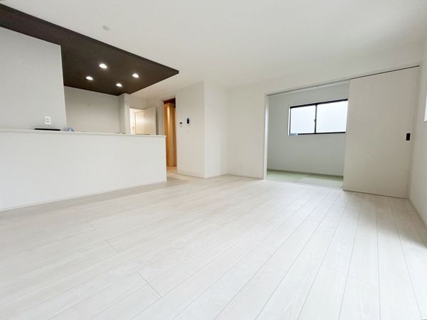 八王子市元本郷町1丁目 新築戸建 1号棟 リビング