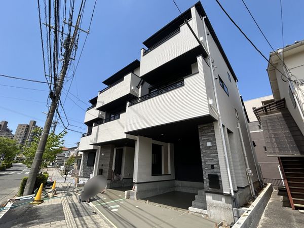 稲城市東長沼新築戸建3号棟 外観 稲城市東長沼新築戸建3号棟 外観