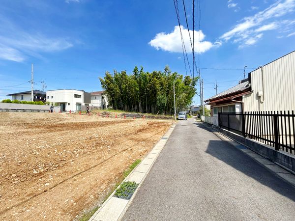 豊田市上野町7丁目 2号地 前面道路含む外観 豊田市上野町7丁目 2号地 前面道路含む外観