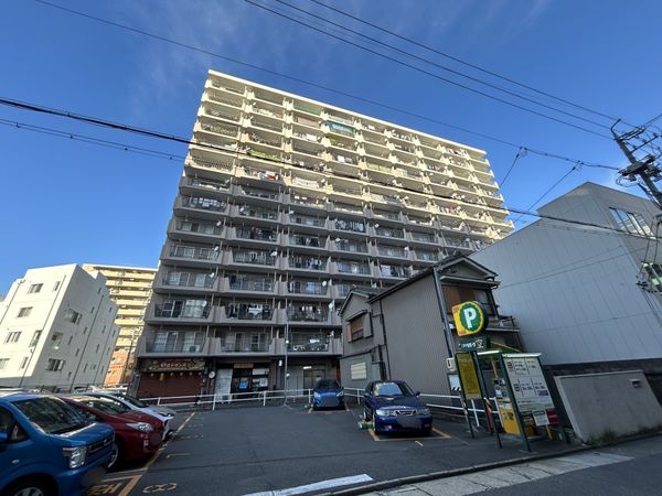 サンペアマンション金山 外観