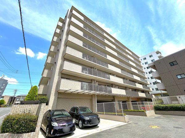 八事雲雀ヶ岡パーク・ホームズ 外観