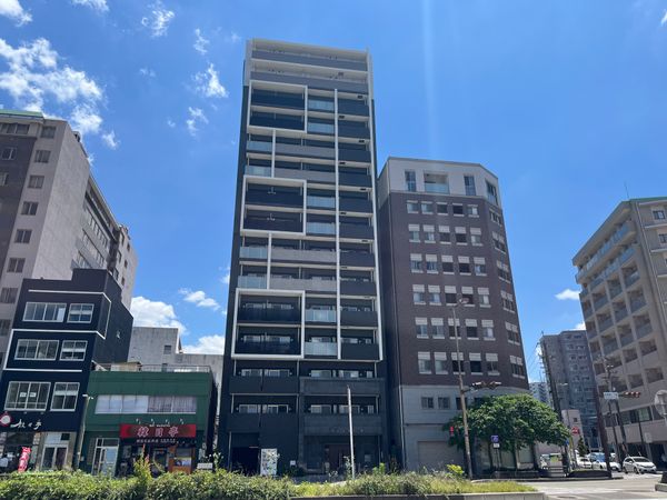 プレサンス桜通ザ・タイムズ 外観